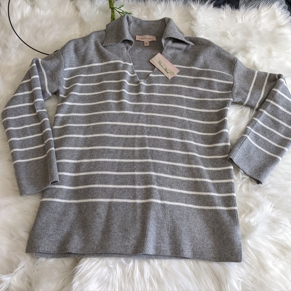 Philosophy Sweater NWT - Picture 2 of 10